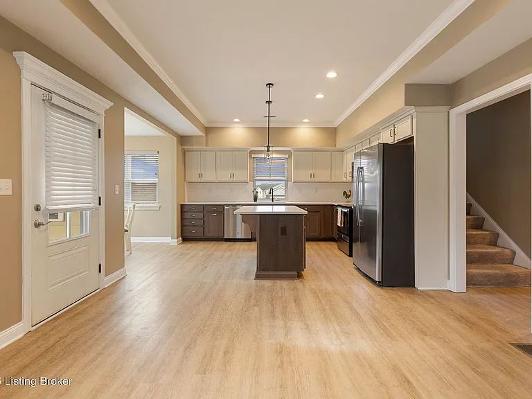 1802 Faith Ave — Photo 22