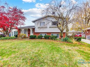 5211 Grosse Point Pkwy, Toledo, OH 43611