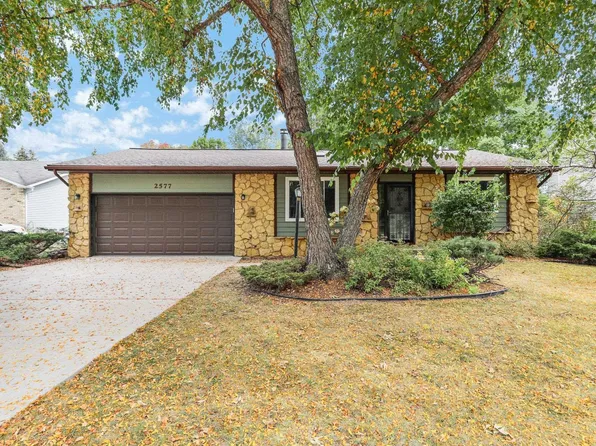 2577 Chesapeake Dr, Fitchburg, WI 53719
