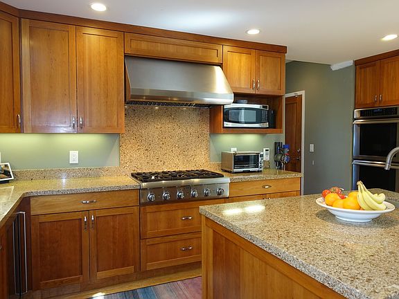 4th image of 13050 Cumbra Vista Ct