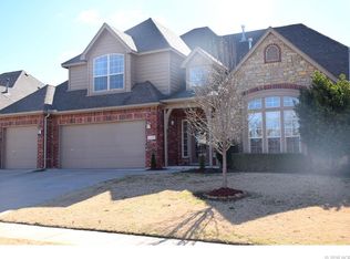 2106 W 119th Ct S, Jenks, OK 74037
