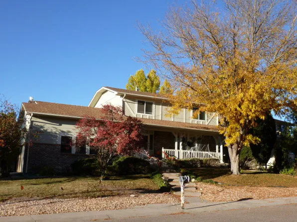 11 Yarrow Ct, Pueblo, CO 81001