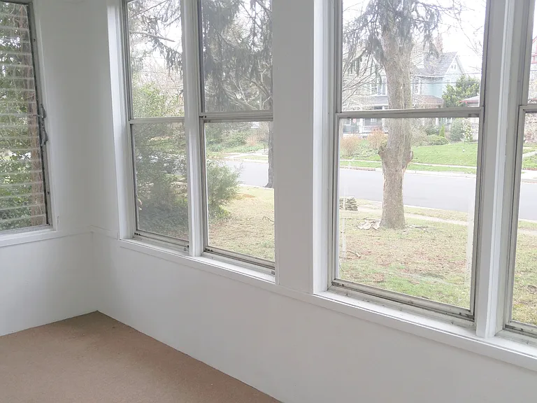 34-36 S Woodland Ave #34 — Photo 17