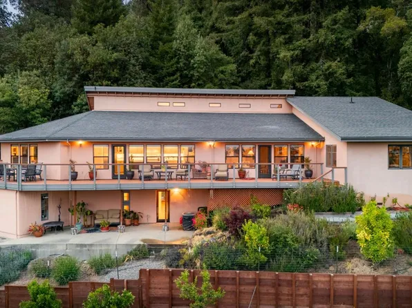 1081 Avocado Rd, Watsonville, CA 95076