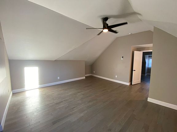 2nd image of 41 E 17th Ave