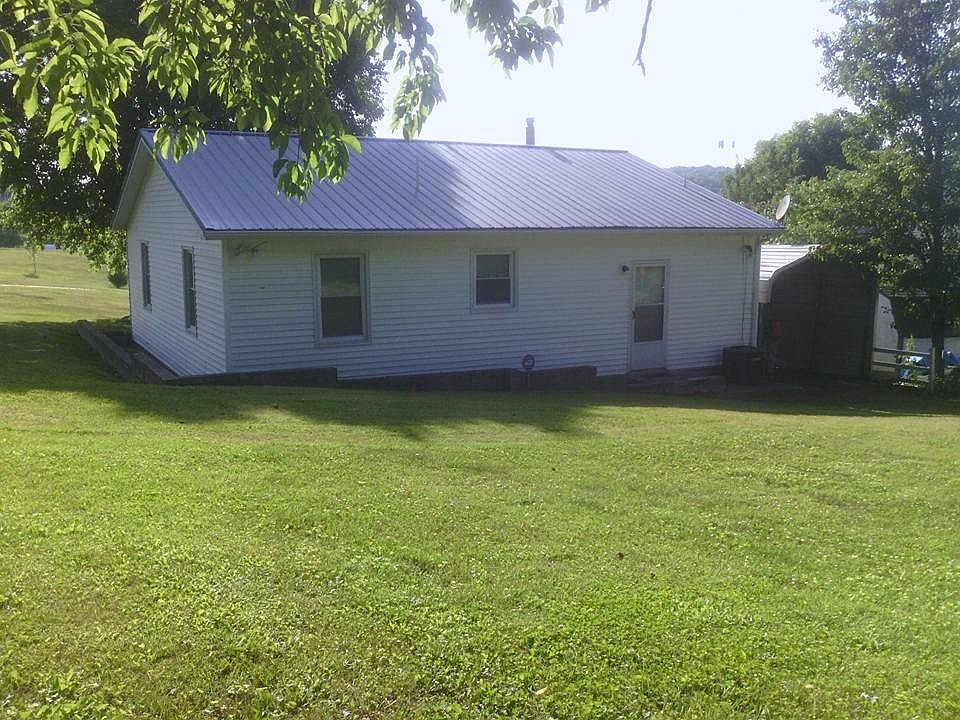 2nd image of 305 Old Manchester Rd