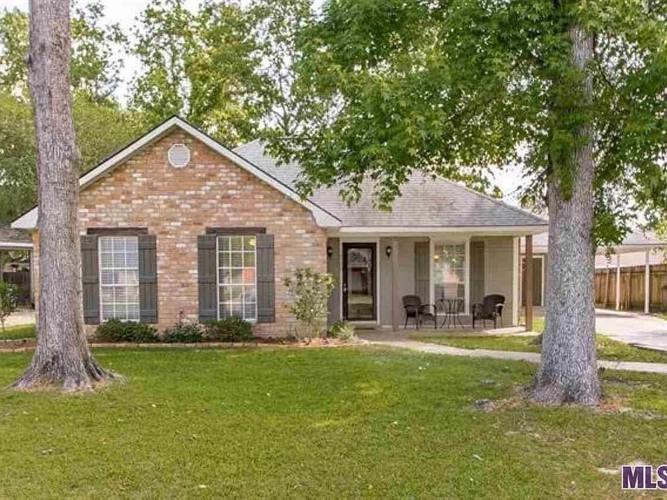1st image of 18540 White Oak Dr