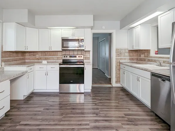 1408 N Lorraine Ave, Muncie, IN 47304