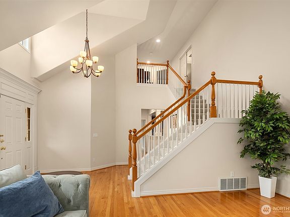 3rd image of 2433 201st Street SE
