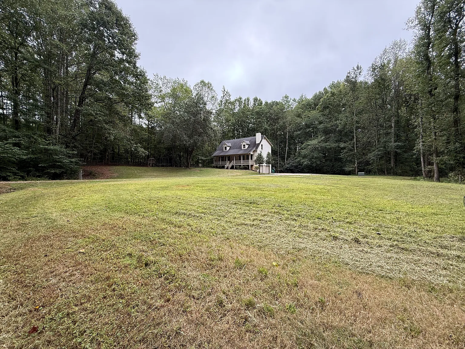 3 bed, 1760 sqft, $2,800 — Photo 1