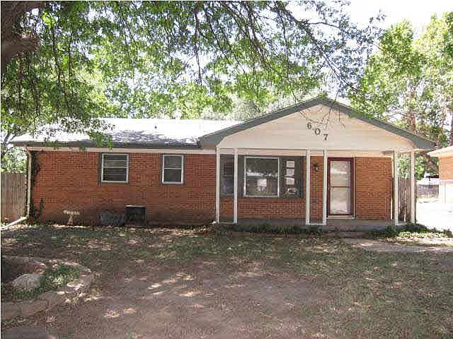 1st image of 607 N Highland Park Dr #181164897