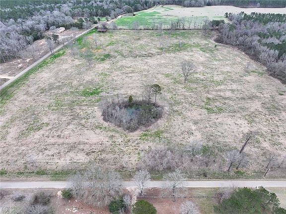 4th image of Pierce Rd