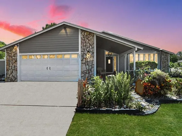 7321 Caladesia Dr, Sarasota, FL 34243