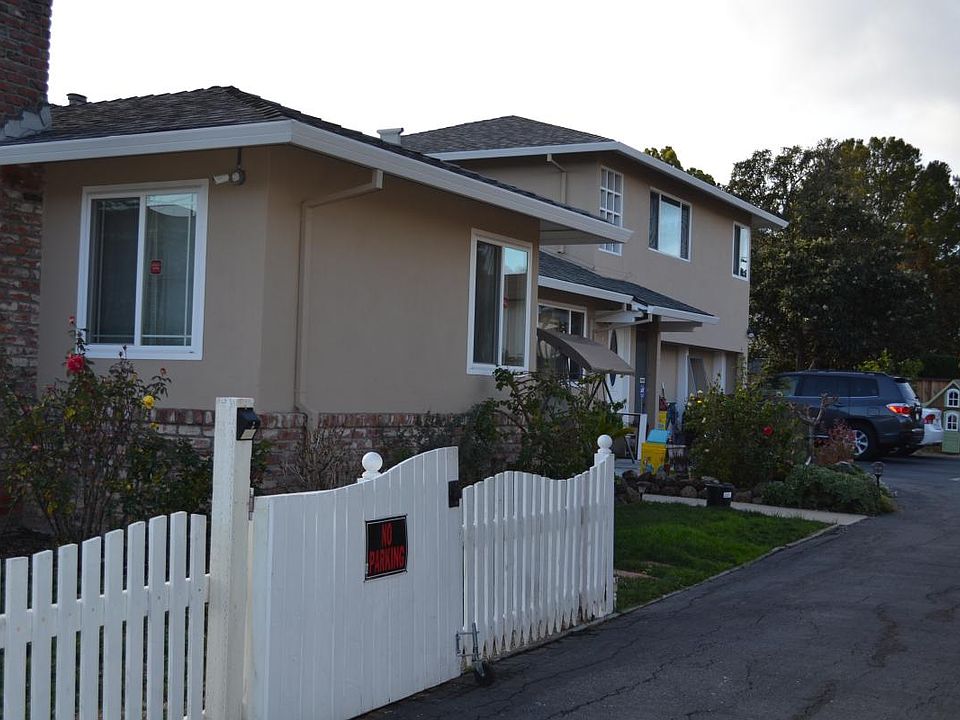1st image of 404 Ventura Ave