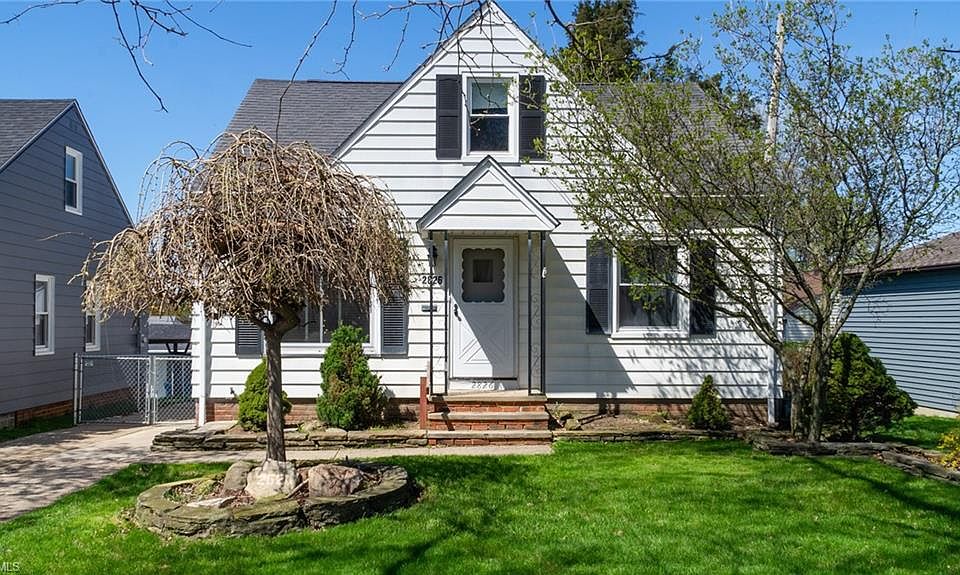 1st image of 2826 Wellington Ave
