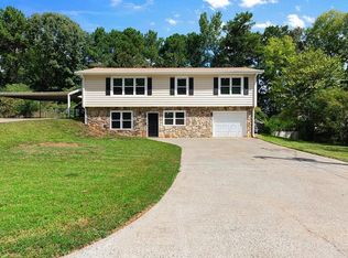 4245 Dustin Dr, Acworth, GA 30101