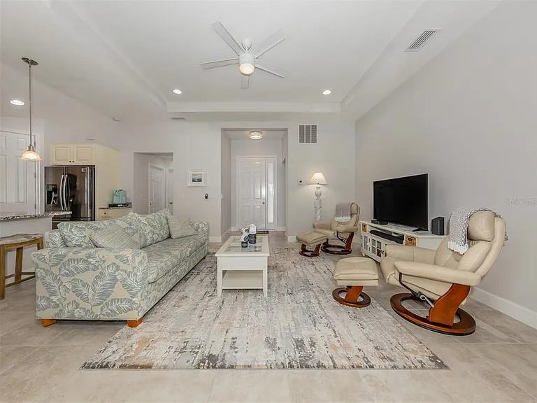 236 Holly Rd — Photo 14
