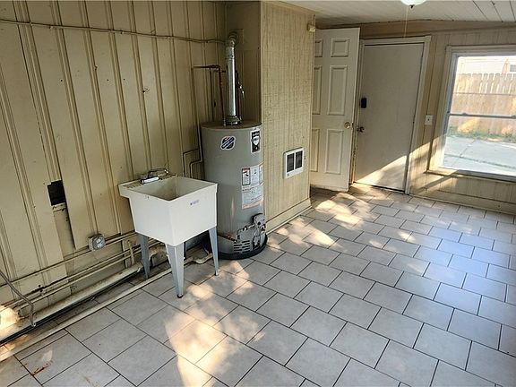 5th image of 4361 W 156th St