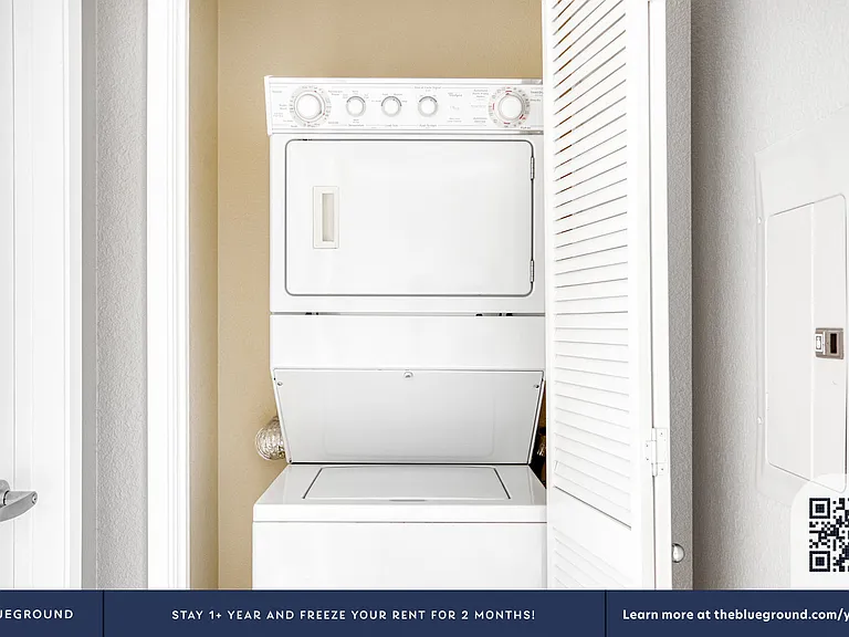 Washer/Dryer in Apartment
