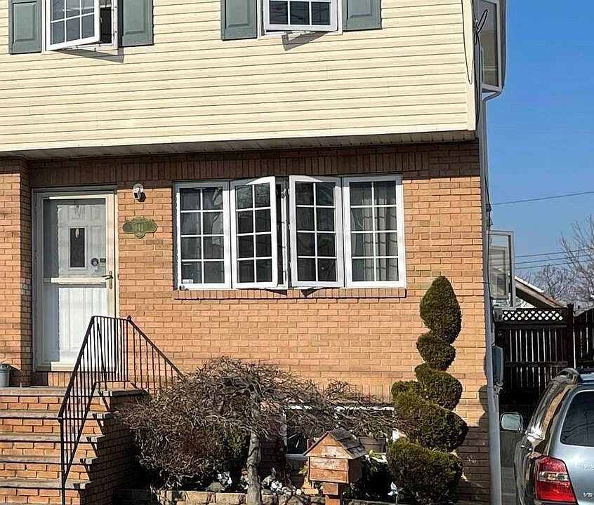 141 Alberta Ave Staten Island NY Zillow