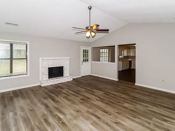 5th image of 6133 Belle Forest Dr