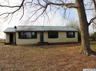 825 County Road 50, Mount Hope, AL 35651