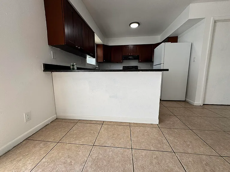 4356 Maine St #3 — Photo 22