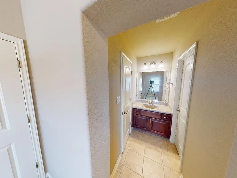 5705 Lipan Apache Bnd — Photo 44