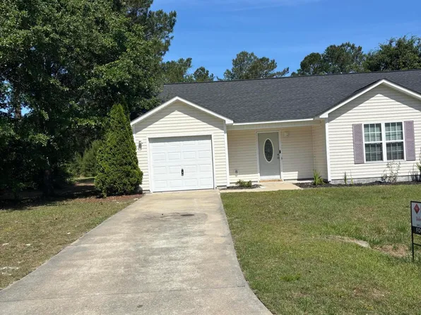 158 Ashbury Park Lane, Richlands, NC 28574