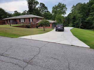 4963 Valley Lake Rd, Austell, GA 30106