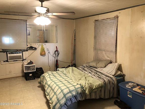 3rd image of 319 Wartell Ave