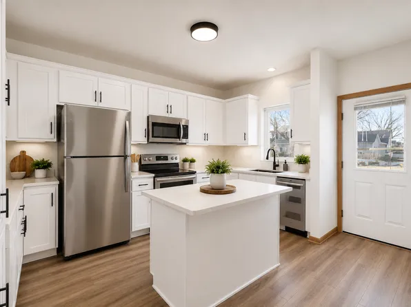 The Viroqua at Pine Ridge Townhomes