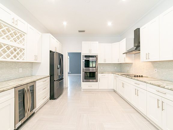 2nd image of 7408 Park Springs Cir