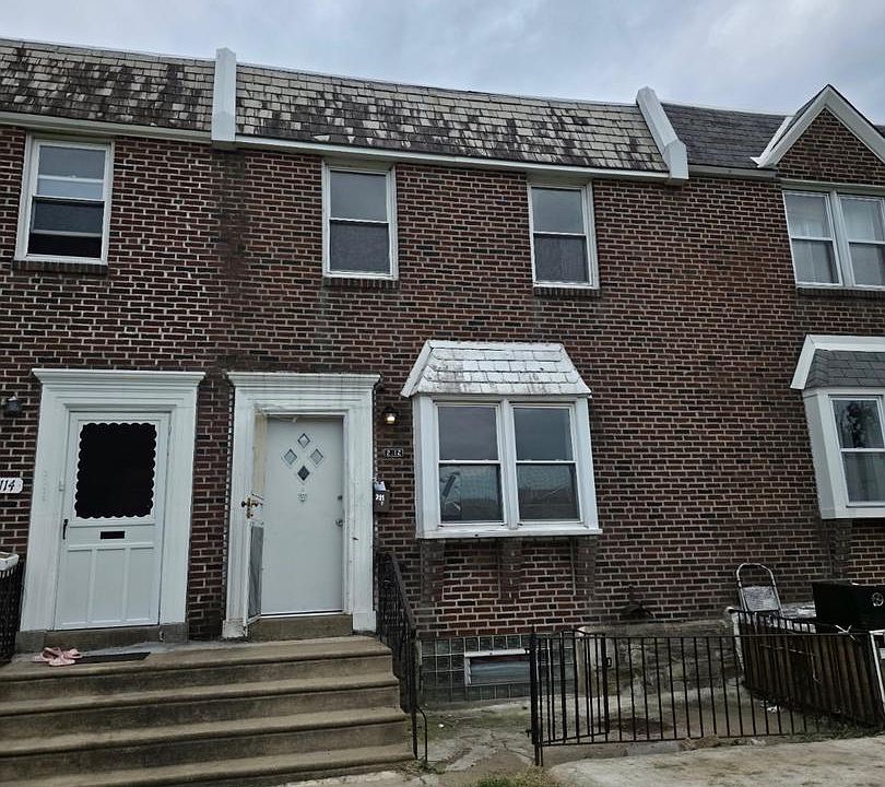 1st image of 2112 Longshore Ave
