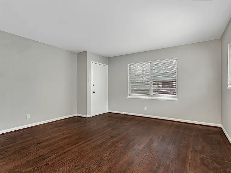 4916 Worth St #1 — Photo 2
