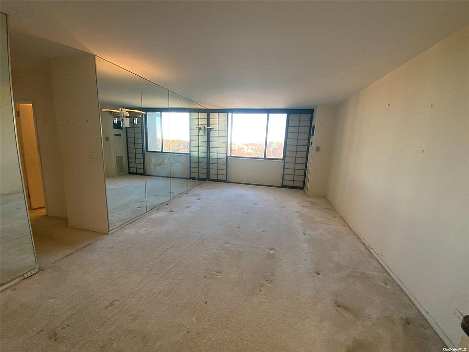 1st image of 27110 Grand Central Parkway #5P