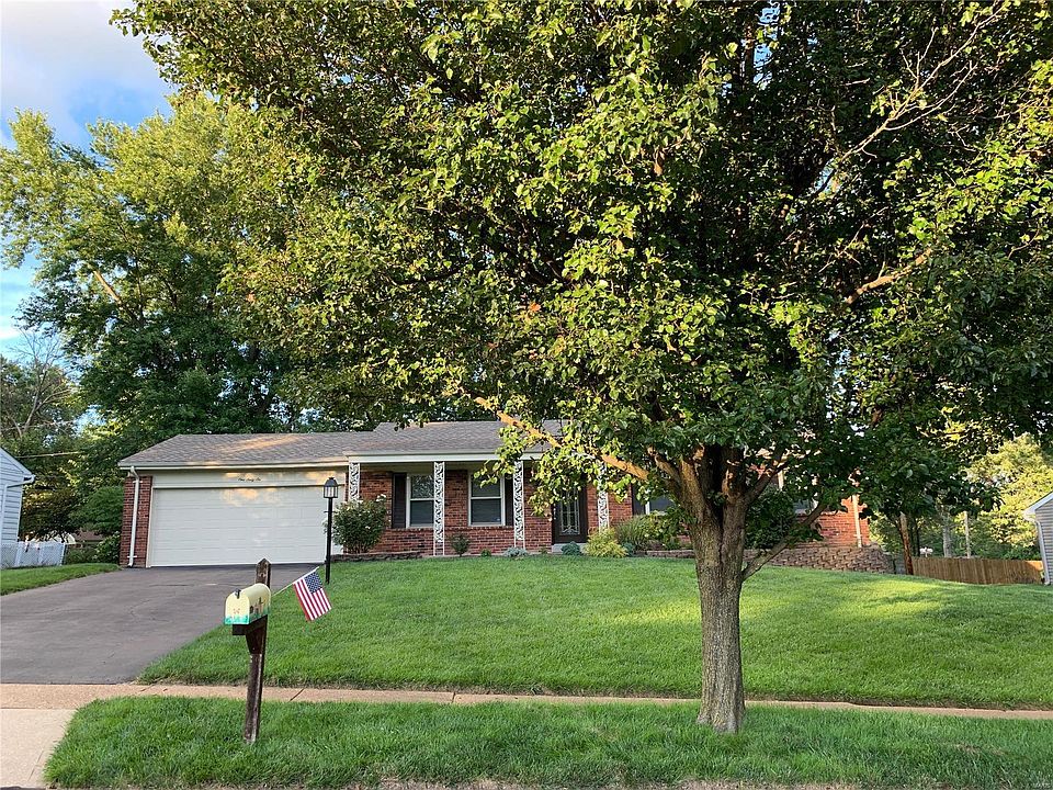 1st image of 166 Bellechasse Dr