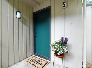 3517 109th Pl NE APT 4, Bellevue, WA 98004