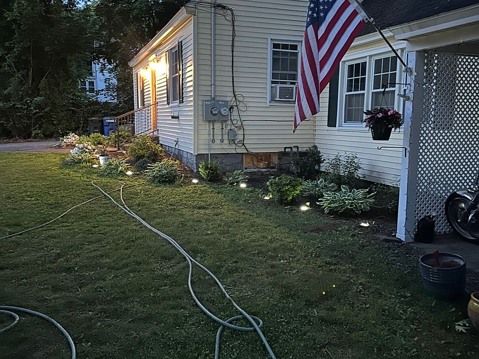 1st image of 72 Littleton Rd
