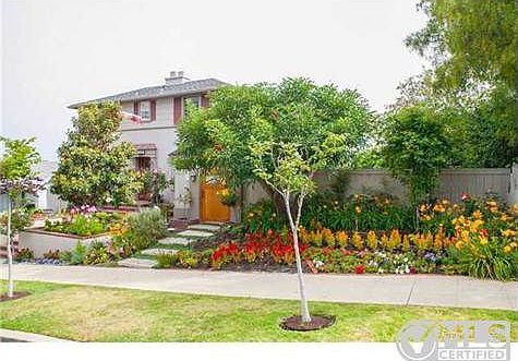 3rd image of 4522 Newport Ave