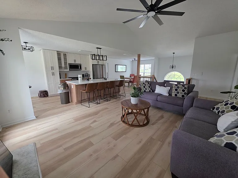 1222 Paiute Ct — Photo 6