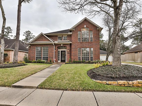 2nd image of 14911 Rockledge Dr