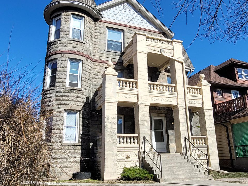 1st image of 2964 N Maryland Ave #A