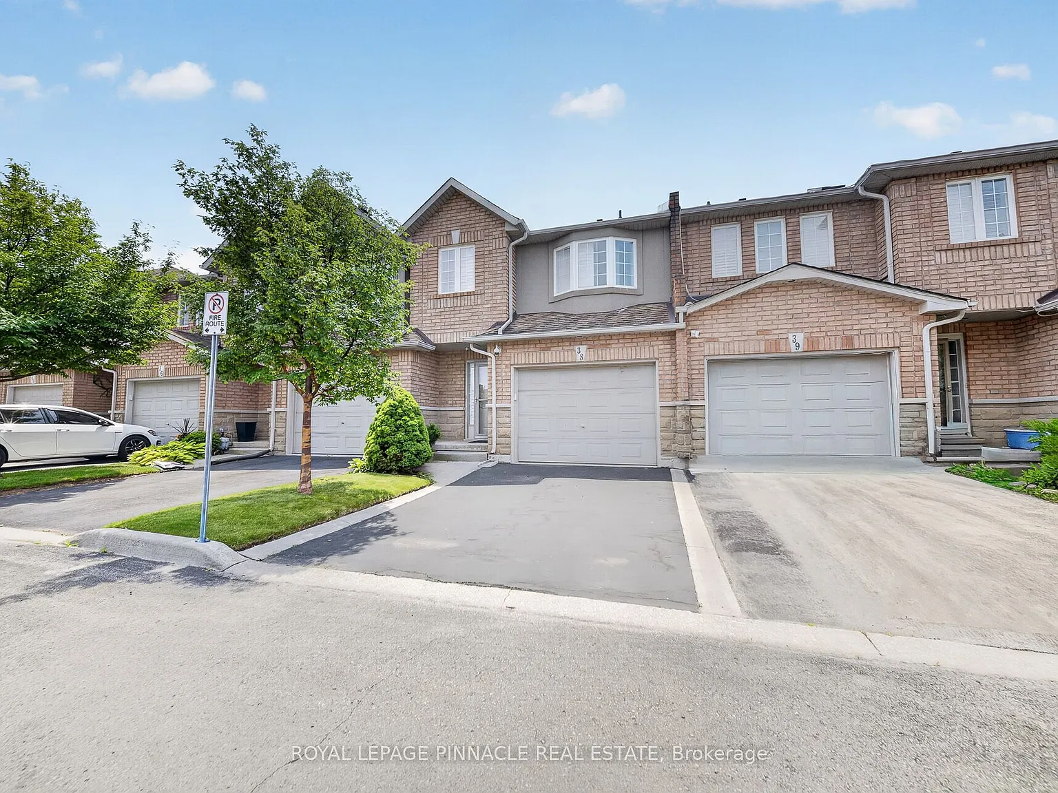 3 bed, $2,899 — Photo 1