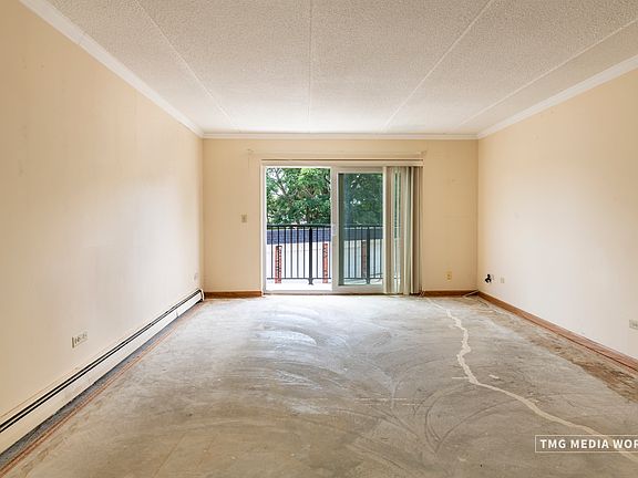 4th image of 100 W Park Circle Dr APT 2G