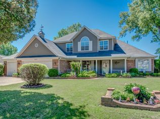 6075 Daybreak Dr, Bartlett, TN 38135