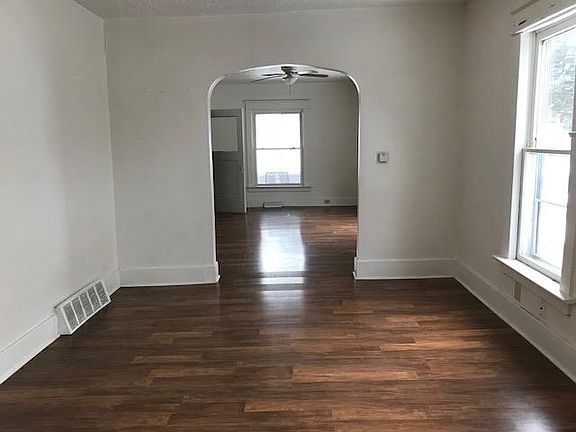 4th image of 248 E 26th St #1