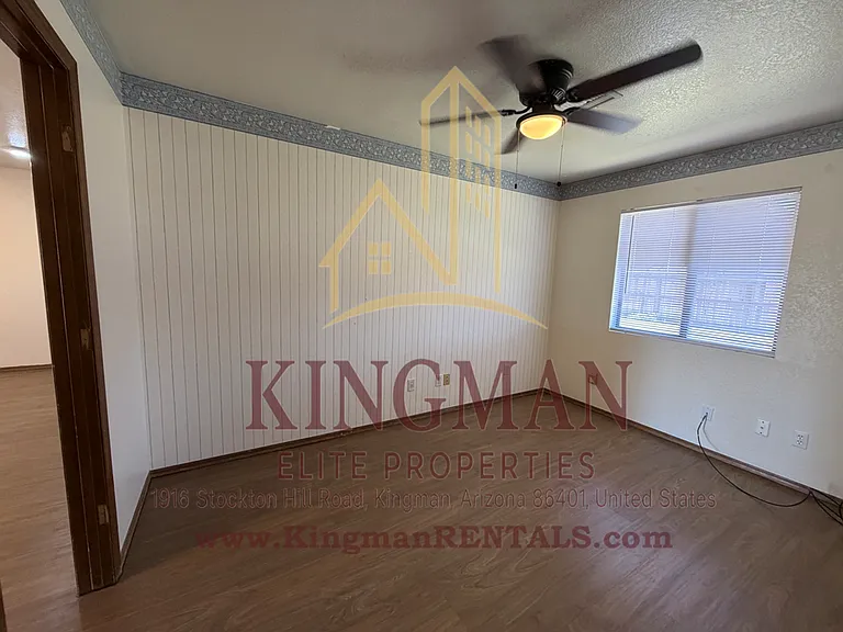 2604 Phoenix Ave — Photo 12