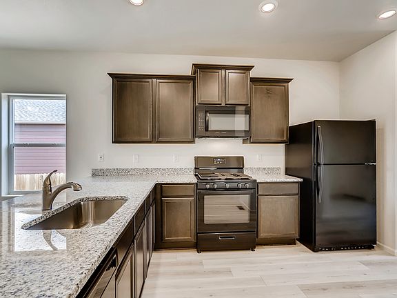 The Shavano - LGI Homes at Westview