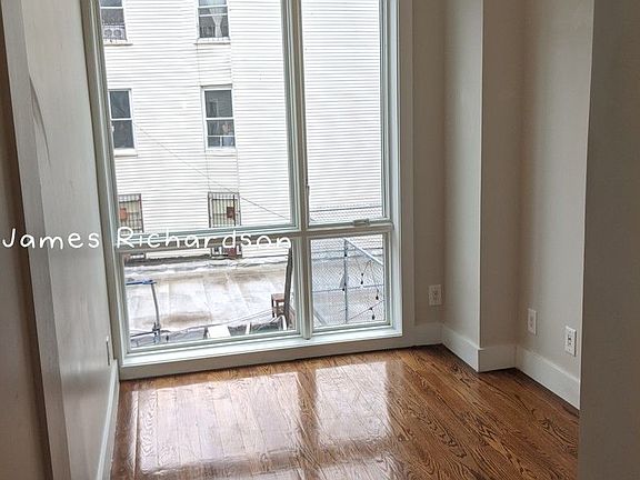 5th image of 83 Graham Ave #306